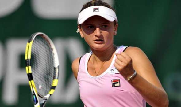 arabstoday-%d8%a5%d9%8a%d8%b1%d9%8a%d9%86%d8%a7-%d9%83%d8%a7%d9%85%d9%8a%d9%84%d9%8a%d8%a7-1