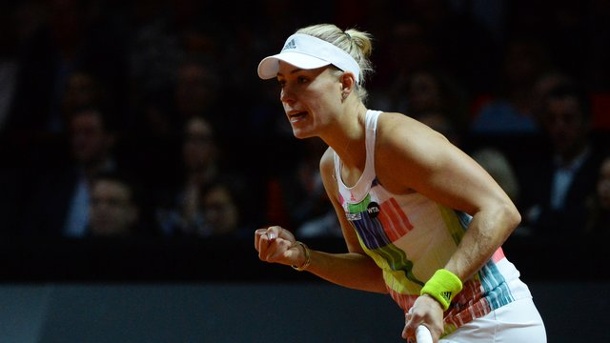 angelique-kerber-hat-sich-im-halbfinale-in-drei-saetzen-gegen-gegen-petra-kvitova-durchgesetzt-