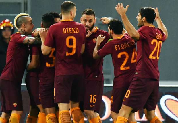 roma-players-celebrating-against-palermo-serie-a-23102016_1uybc56ghwj8113snxeqdifw3c