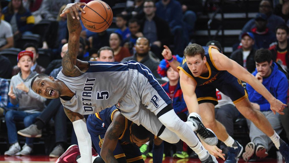 778779-2016-12-27t015914z_234936901_nocid_rtrmadp_3_nba-cleveland-cavaliers-at-detroit-pistons