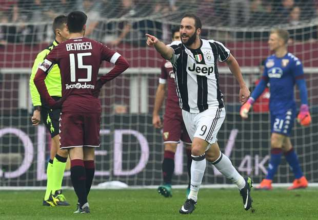 torino-juventus-gonzalo-higuain_11bwugpnkekza13cop77zp1c0s