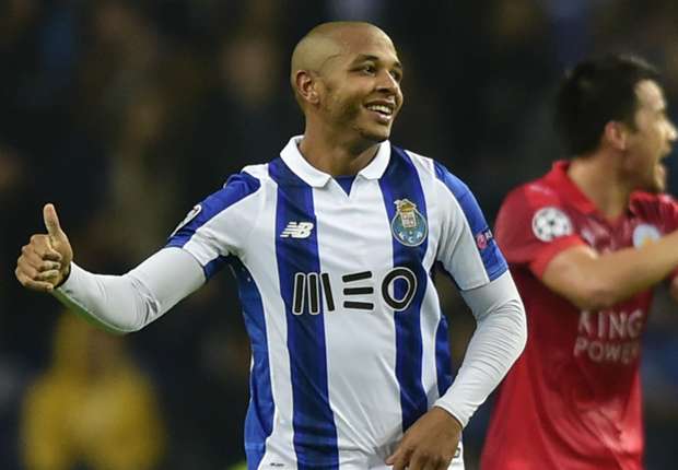 yacine-brahimi-porto_f1didwvqf5mh1r695ciyrdmnz