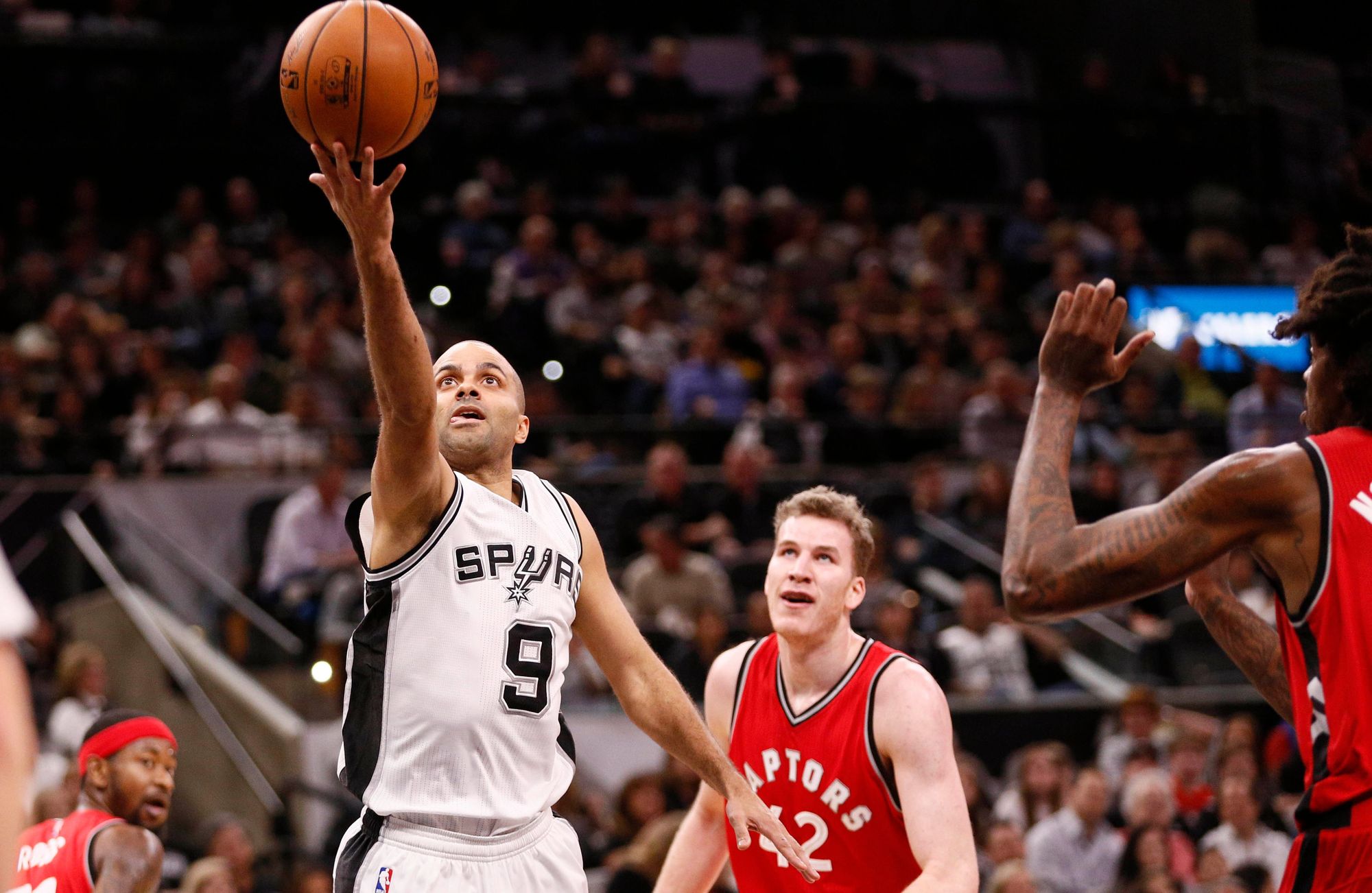 791673-2017-01-04t023524z_1723862150_nocid_rtrmadp_3_nba-toronto-raptors-at-san-antonio-spurs