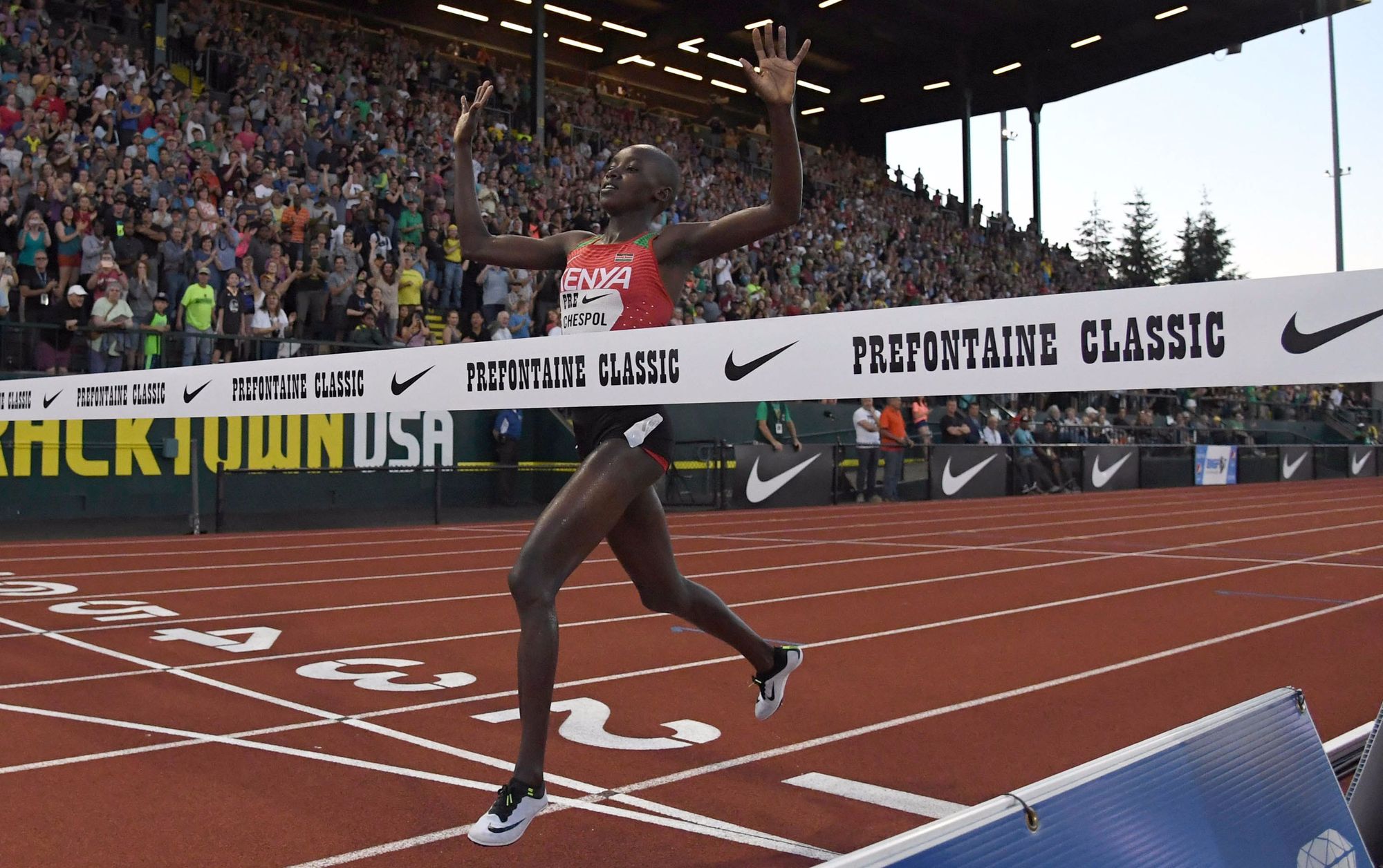 1089992-2017-05-27T051019Z_1205860002_NOCID_RTRMADP_3_TRACK-AND-FIELD-43RD-PREFONTAINE-CLASSIC-(1)