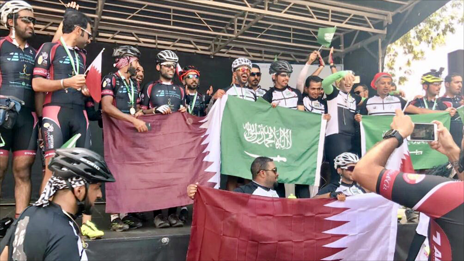 29b7f17a-cc34-4f7d-b999-31ecebc3abba