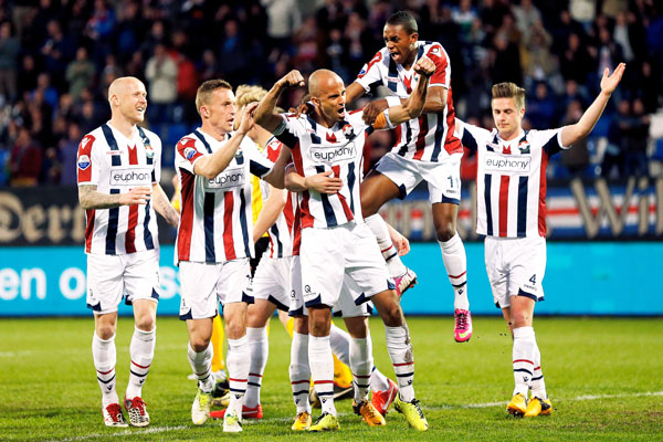 Onderwerp/Subject: Willem II - Eredivisie Reklame:   Club/Team/Country:  Seizoen/Season: 2012/2013 FOTO/PHOTO: Philipp HAASTRUP (C) of Willem II celebrating his goal with Danny GUIJT (LL) of Willem II and Tim CORNELISSE (L) of Willem II and Virgil MISIDJAN (R) of Willem II and Jordens PETERS (RR) of Willem II ( 1 - 0 ). (Photo by PICS UNITED) Trefwoorden/Keywords:  #02 #18 $94 ±1355242121502 Photo- & Copyrights © PICS UNITED  P.O. Box 7164 - 5605 BE  EINDHOVEN (THE NETHERLANDS)  Phone +31 (0)40 296 28 00  Fax +31 (0) 40 248 47 43  http://www.pics-united.com  e-mail : sales@pics-united.com (If you would like to raise any issues regarding any aspects of products / service of PICS UNITED) or  e-mail : sales@pics-united.com    ATTENTIE:  Publicatie ook bij aanbieding door derden is slechts toegestaan na verkregen toestemming van Pics United.  VOLLEDIGE NAAMSVERMELDING IS VERPLICHT! (© PICS UNITED/Naam Fotograaf, zie veld 4 van de bestandsinfo 'credits')  ATTENTION:   © Pics United. Reproduction/publication of this photo by any parties is only permitted after authorisation is sought and obtained from  PICS UNITED- THE NETHERLANDS
