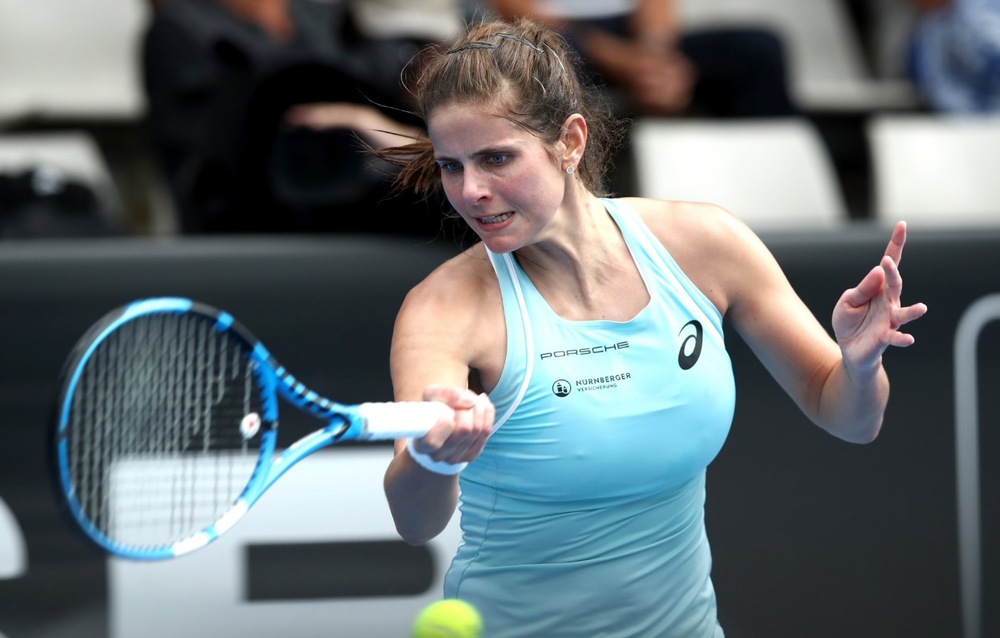 1551419-Julia-Goerges