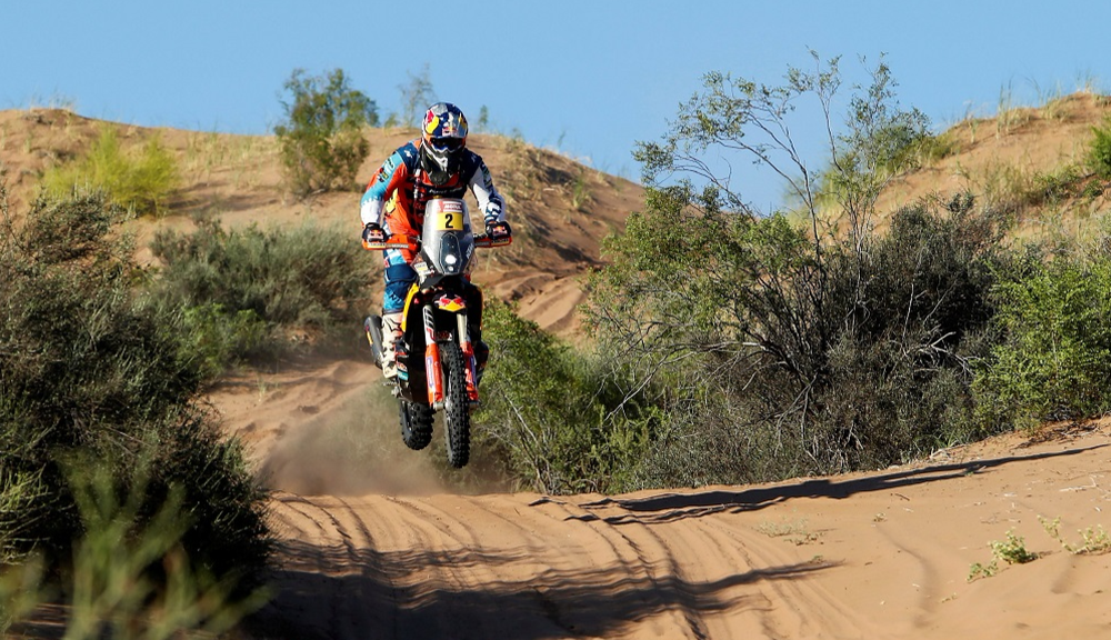 1583587-2018-01-19T205723Z_270061983_RC1B8F752400_RTRMADP_3_MOTOR-RALLY-DAKAR