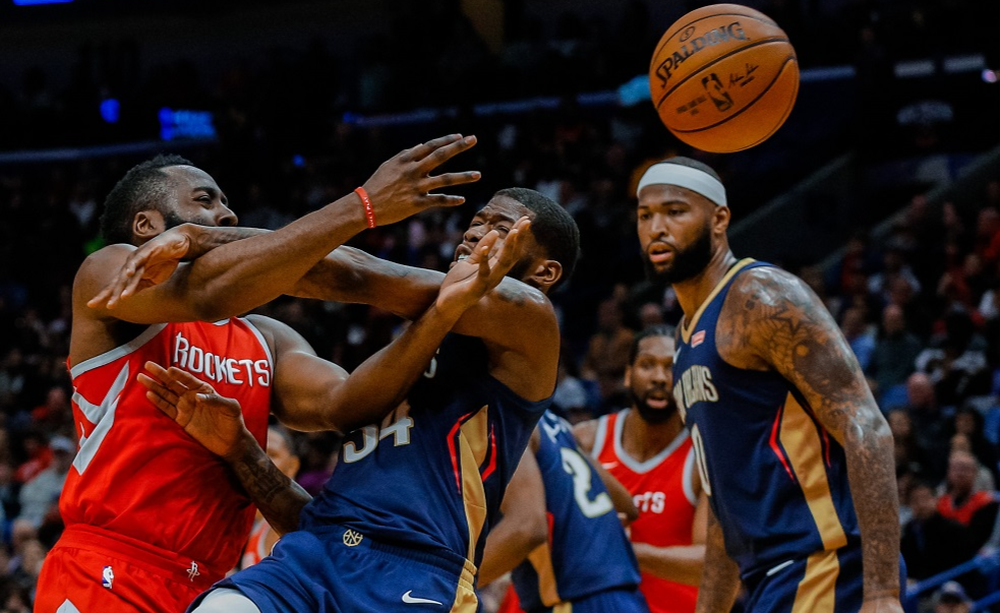 1604470-2018-01-27T024044Z_1492622047_NOCID_RTRMADP_3_NBA-HOUSTON-ROCKETS-AT-NEW-ORLEANS-PELICANS