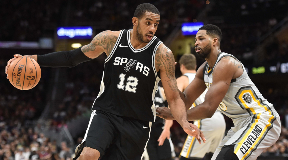 1691611-2018-02-25T231353Z_2124102453_NOCID_RTRMADP_3_NBA-SAN-ANTONIO-SPURS-AT-CLEVELAND-CAVALIERS-copy