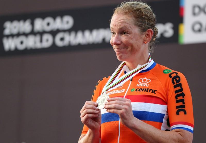 متسابقة الدراجات الهولندية كيرستن وايلد - أرشيف رويترز