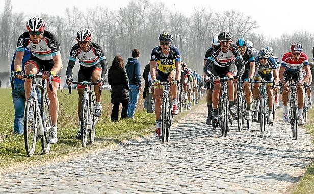 large-الهولندي-تيربسترا-يفوز-بسباق-باريس-روبي-للدراجات-e8550